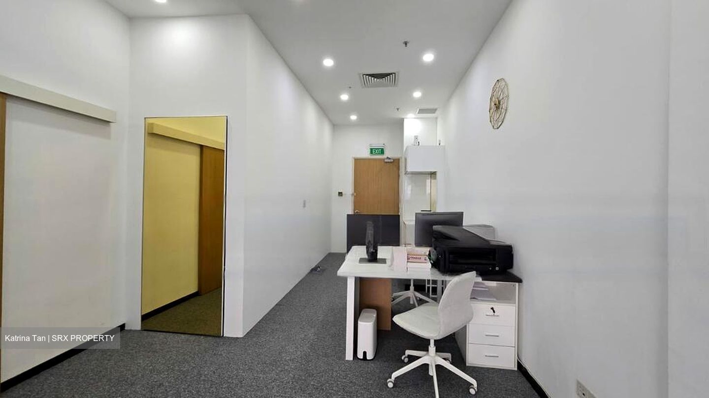 Clarke Quay MRT (D1), Office #451247801